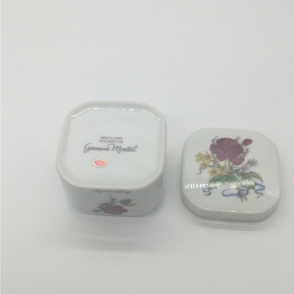 Vintage floral rose porcelain vanity jar trinket box Japan Bulgarian powder - Picture 7 of 11